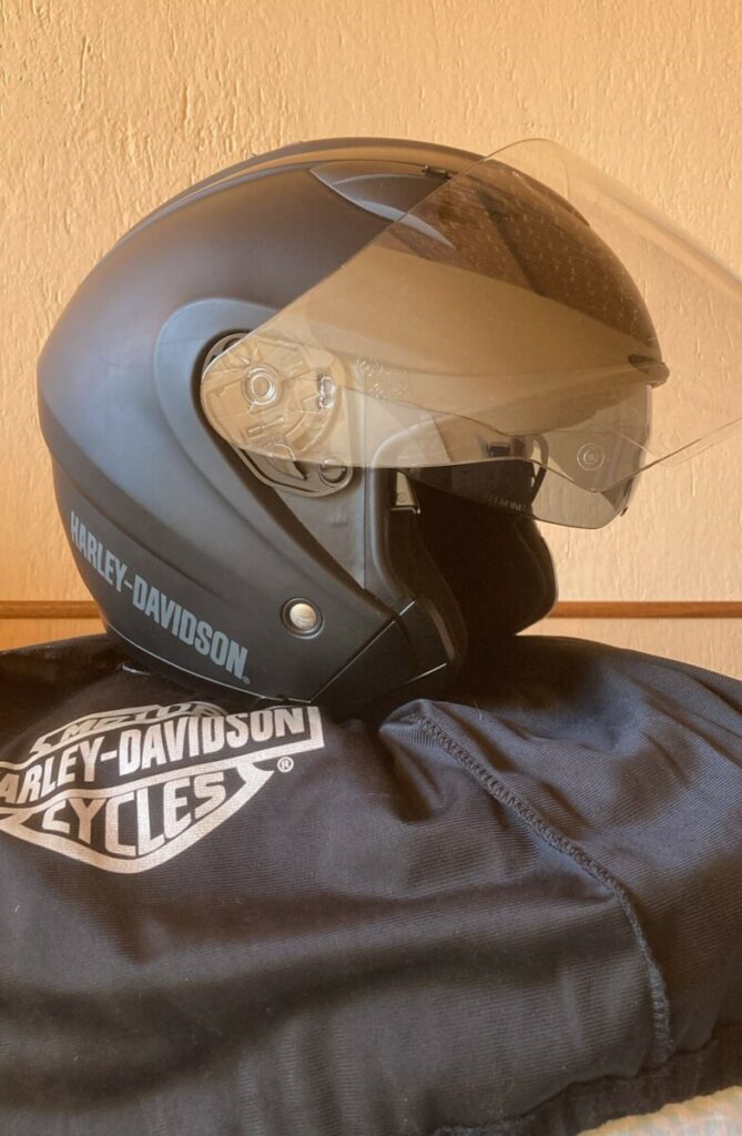 Annunci usato Harley Davidson: VENDO CASCHI - Mercatino Harley